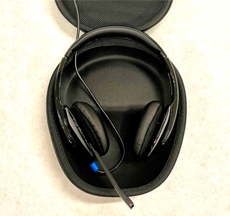 headset with mic photo